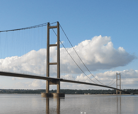 Humber Bridge Hull suspension bridge landmark over River Humber
